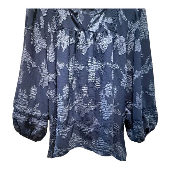 Maurices Blue Floral Peasant Top Size 3X Crochet Career Boho - Picture 9 of 12
